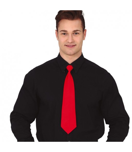 Cravate rouge pour compléter vos costumes