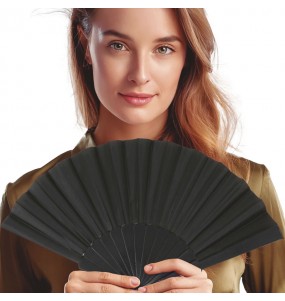 Eventail noir pour compléter vos costumes
