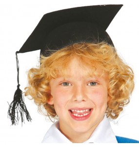 Toque étudiant remise diplôme enfant