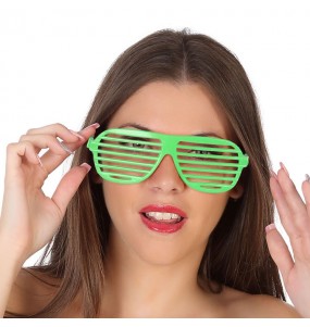 Lunettes à grille verte pour compléter vos costumes