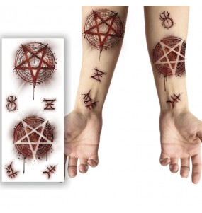 Tatouage satanique pour compléter vos costumes térrifiants