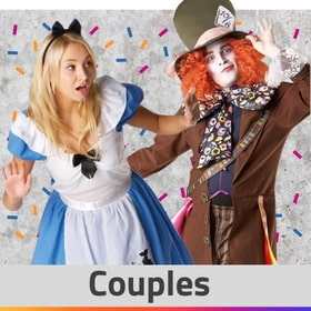 Allumez l'étincelle du plaisir avec nos costumes pour couples. Découvrez une collection unique de tenues parfaitement coordonnées pour que vous et votre partenaire puissiez briller lors de n'importe quel événement.