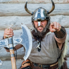 Costumes vikings pour fêtes et Carnaval