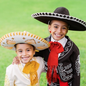 Costumes mexicains et mariachi pour fêtes et Carnaval